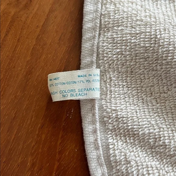 Vintage Coppertone Beach Towel Girl Dog Palm Tree 36X62 Sunscreen Iconic USA - Picture 9 of 14